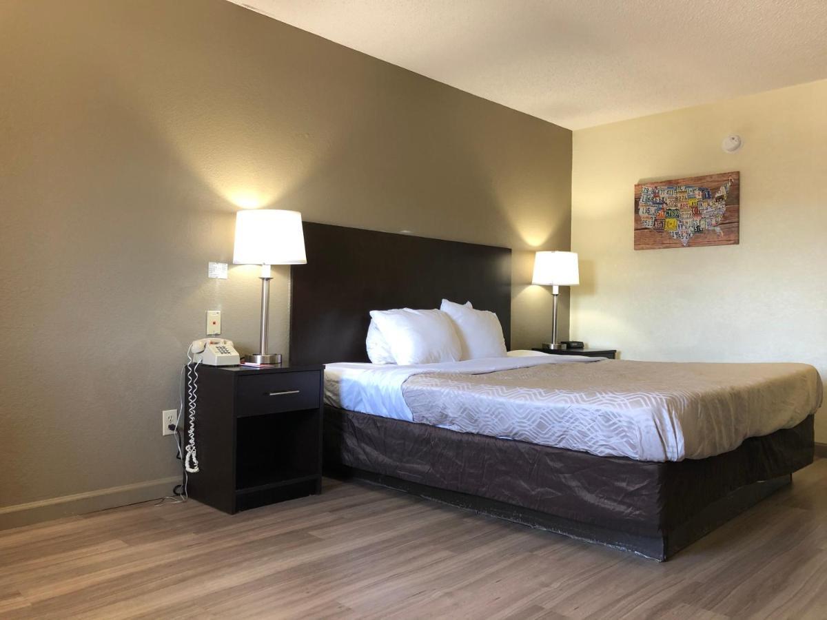 Econo Lodge Dothan Eksteriør billede