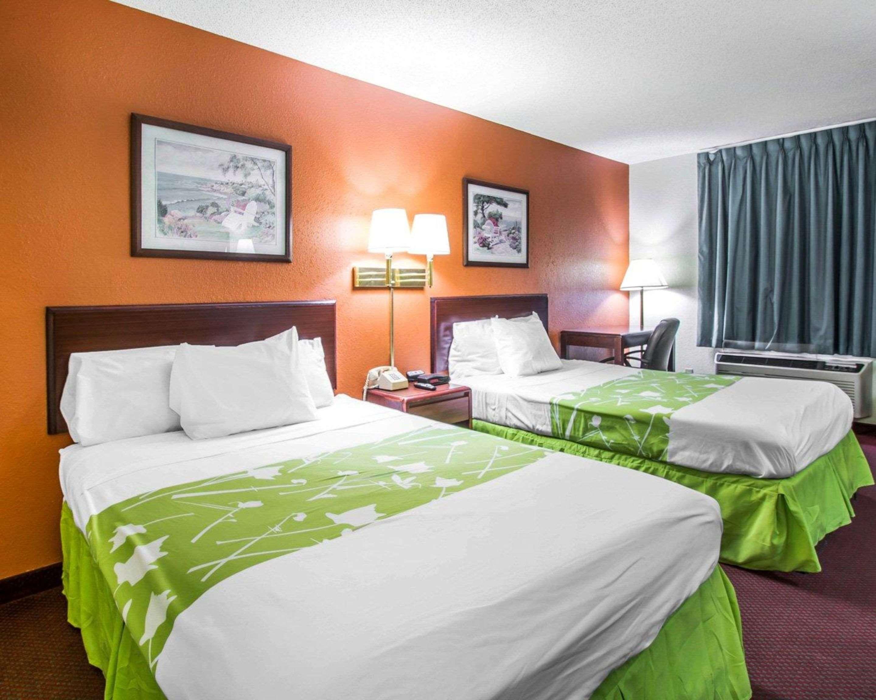Econo Lodge Dothan Eksteriør billede