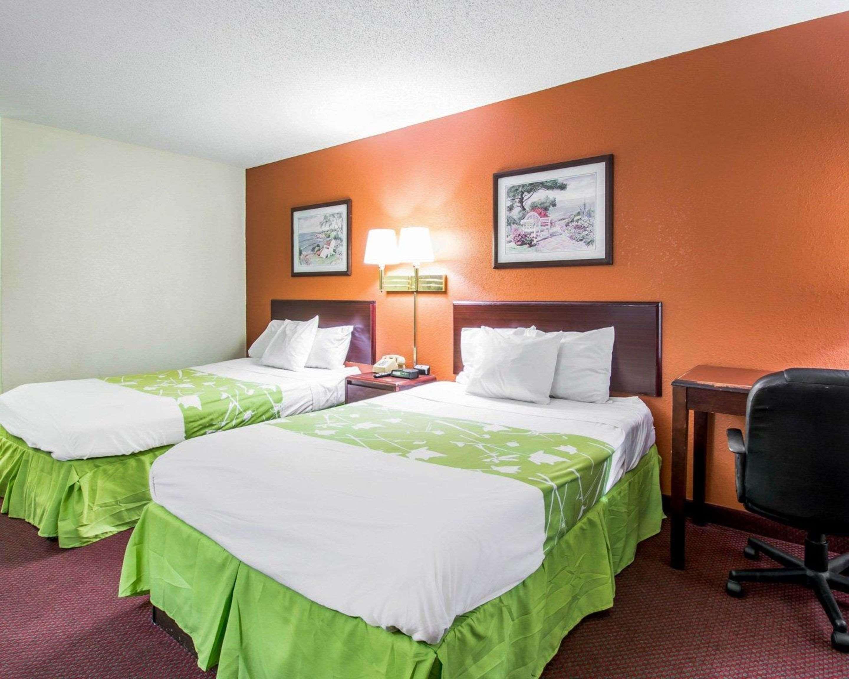 Econo Lodge Dothan Eksteriør billede