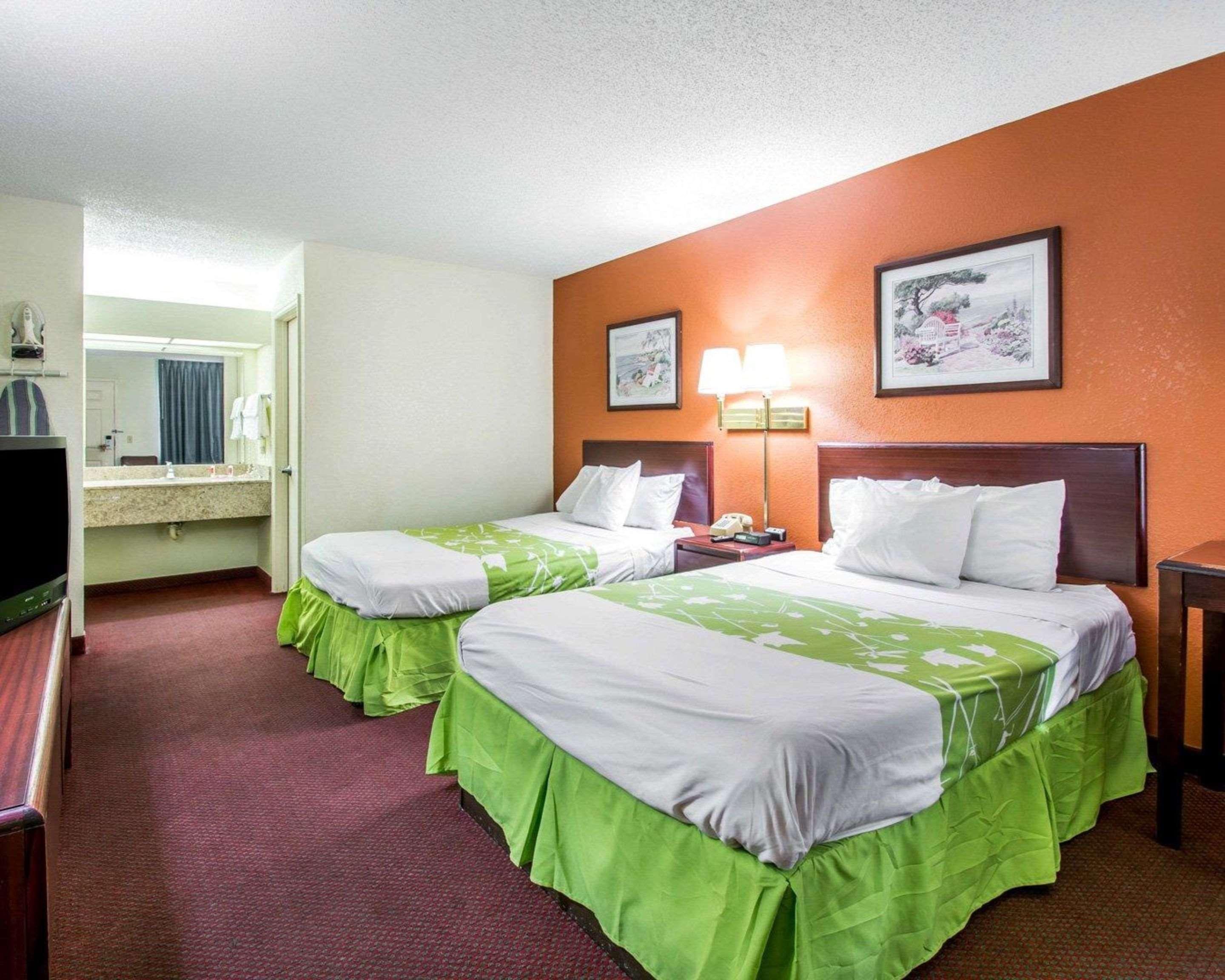Econo Lodge Dothan Eksteriør billede