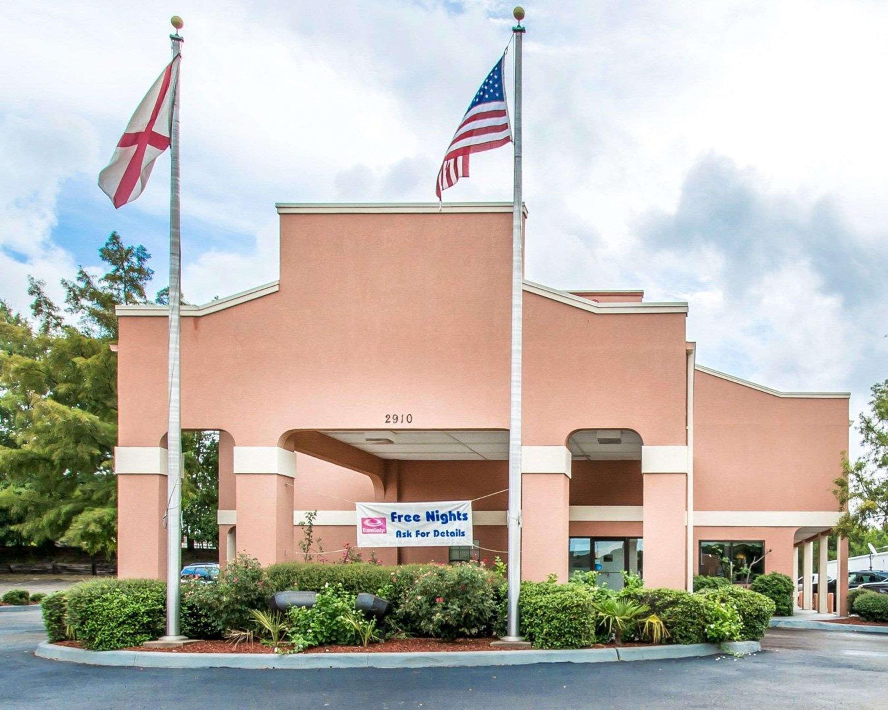 Econo Lodge Dothan Eksteriør billede
