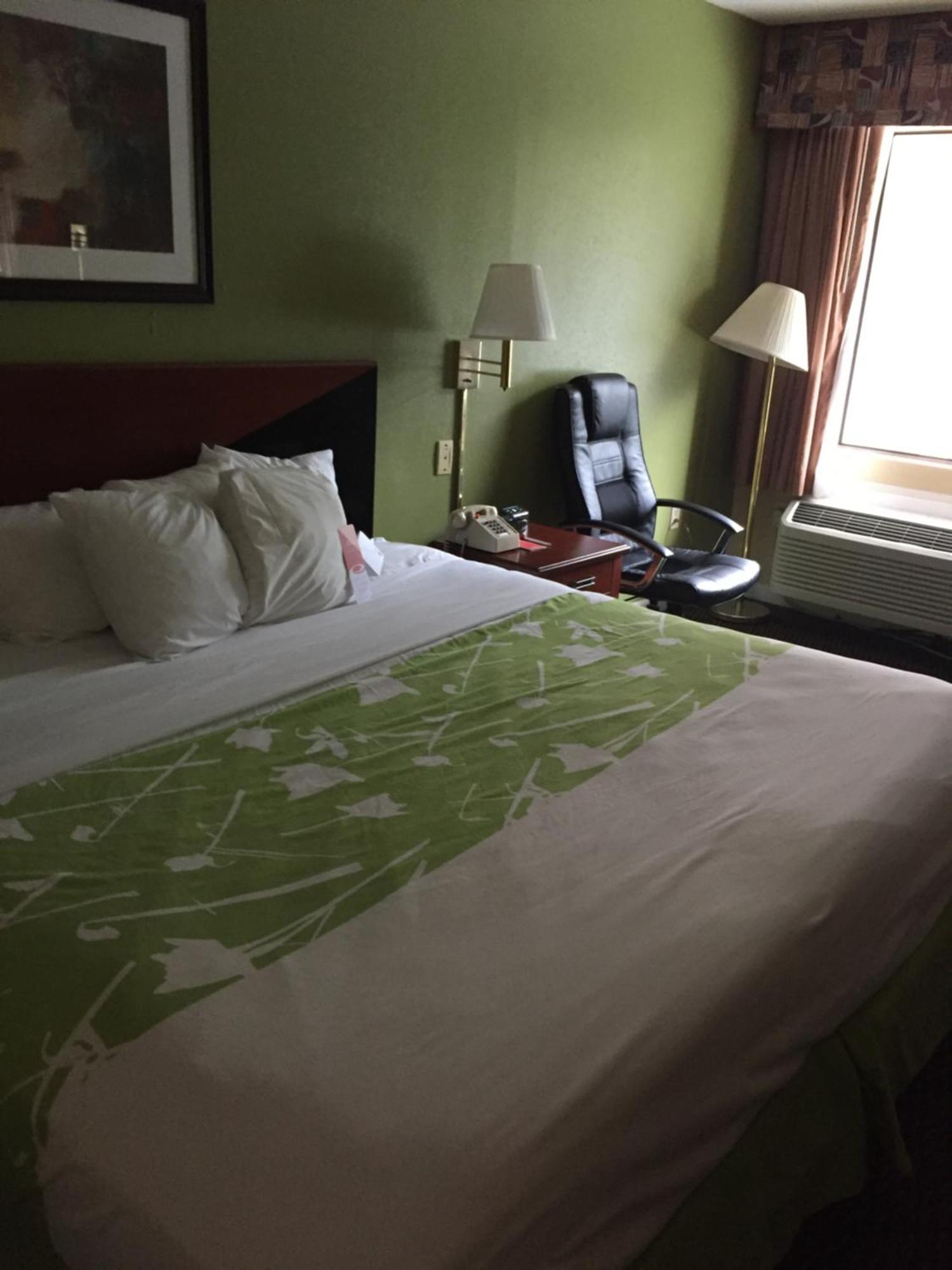Econo Lodge Dothan Eksteriør billede