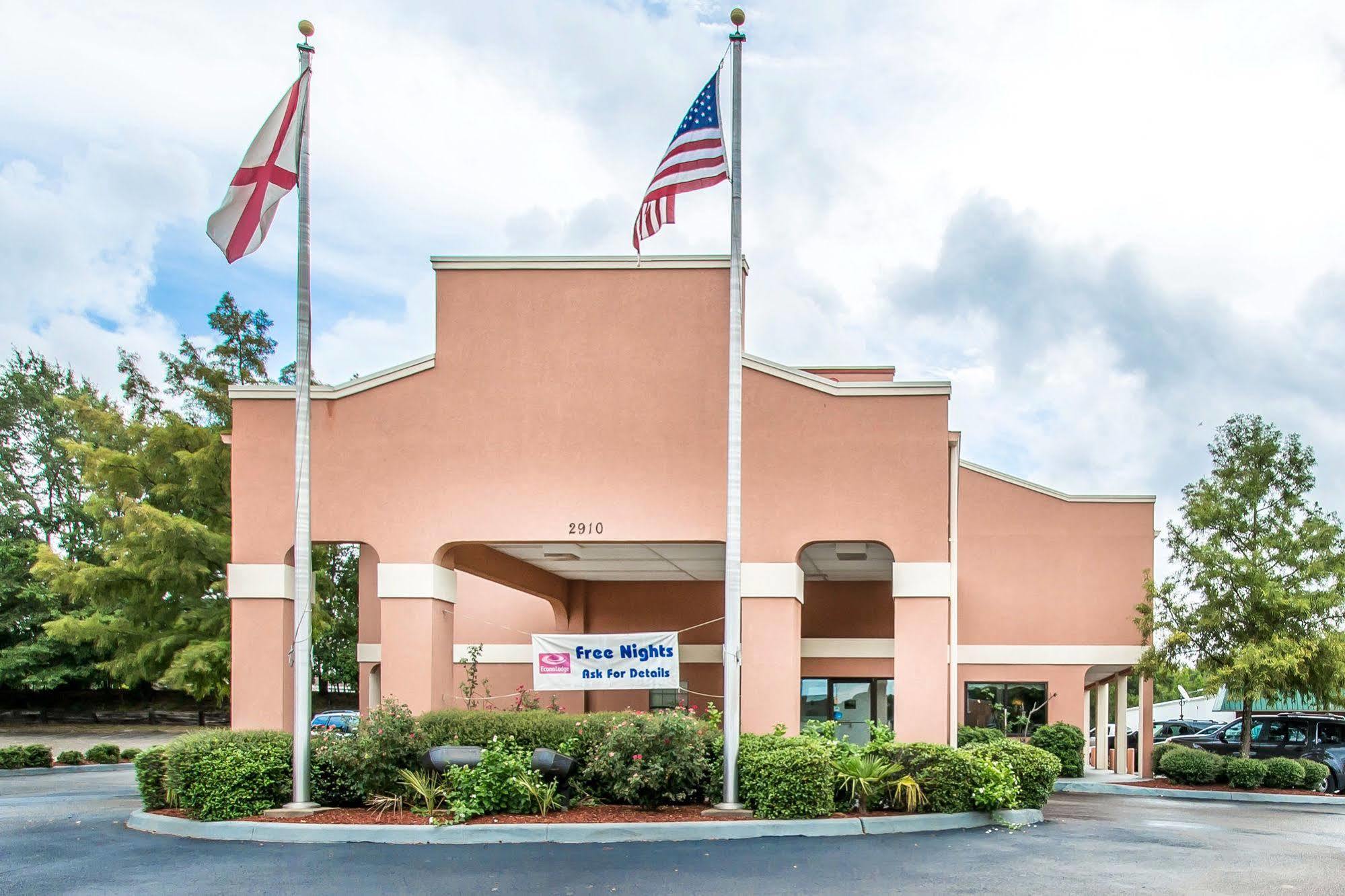 Econo Lodge Dothan Eksteriør billede